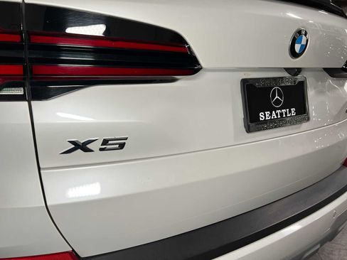 Used 2024 BMW X5 xDrive40i AWD/4WD image 14