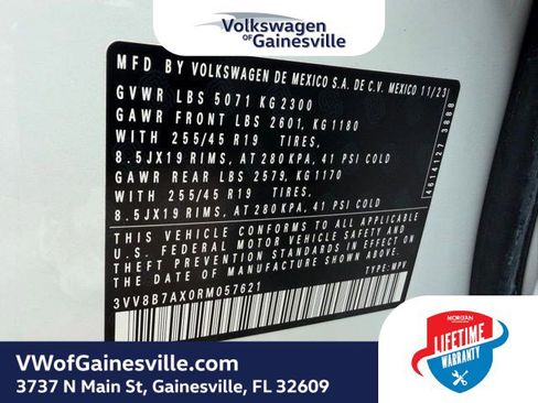 Used 2024 Volkswagen Tiguan SE R-Line AWD/4WD image 31