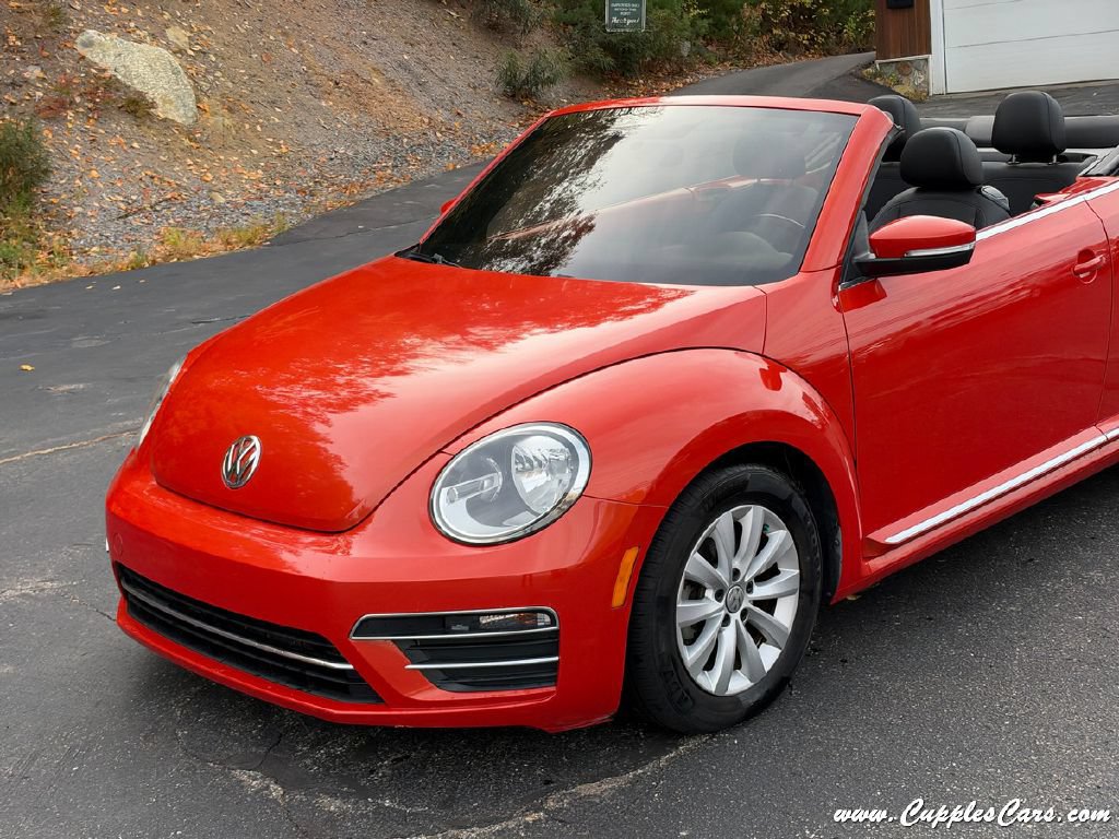 Used 2019 Volkswagen Beetle 2.0T S FWD image 29