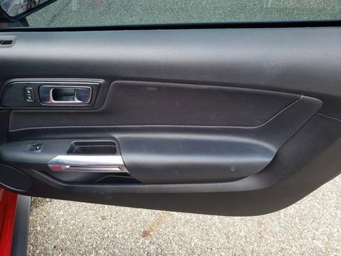 Used 2021 Ford Mustang GT w/ Equipment Group 301A image 15