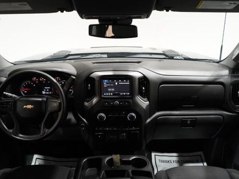 Used 2024 Chevrolet Silverado 2500 Custom w/ Custom Value Package image 11