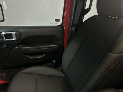 Used 2021 Jeep Wrangler Unlimited Sport w/ Sun And Sound Package AWD/4WD image 10