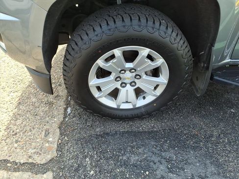 Used 2018 Chevrolet Colorado LT w/ LT Convenience Package image 9