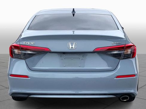 Used 2023 Honda Civic Sport image 5