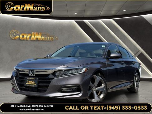 Used 2018 Honda Accord Touring image 1