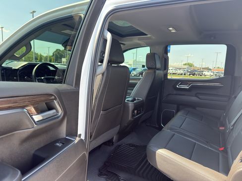 Used 2022 Chevrolet Silverado 1500 RST w/ Convenience Package II AWD/4WD image 30