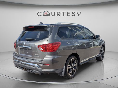 Used 2020 Nissan Pathfinder Platinum AWD/4WD image 7