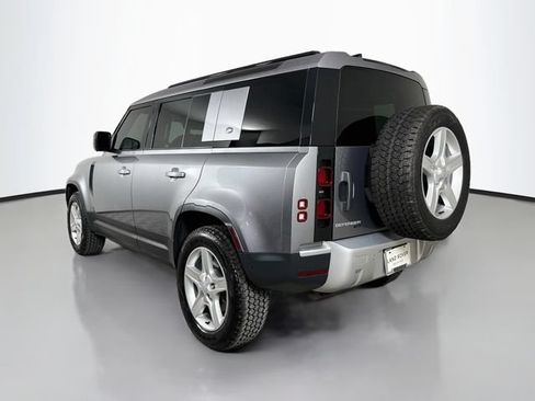 Used 2021 Land Rover Defender 110 SE AWD/4WD image 7