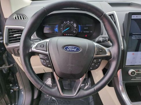 Used 2023 Ford Edge Titanium AWD/4WD image 18