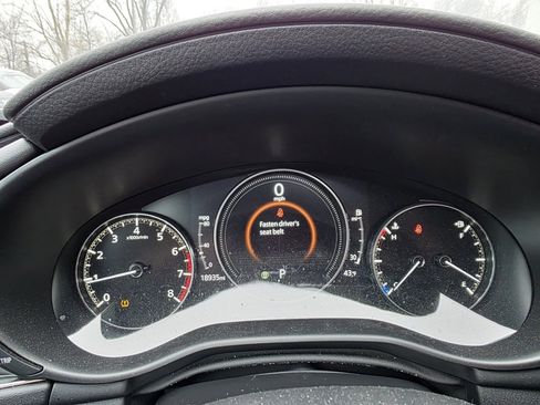 Used 2024 MAZDA MAZDA3 Hatchback w/Premium Plus Pkg image 9