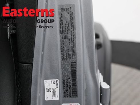 Used 2023 Jeep Wrangler Unlimited w/ Cold Weather Group image 37