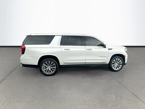 Used 2021 GMC Yukon XL Denali w/ Denali Premium Package RWD image 8