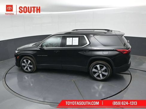 Used 2023 Chevrolet Traverse LT w/ LT Premium Package AWD/4WD image 53