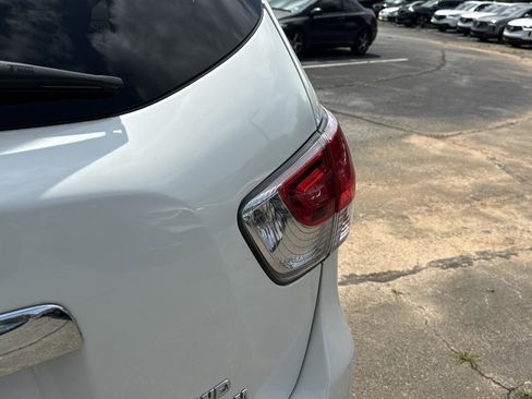 Used 2016 Nissan Pathfinder Platinum AWD/4WD image 21