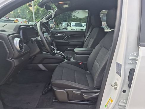 Used 2023 Chevrolet Colorado LT w/ LT Convenience Package RWD image 11