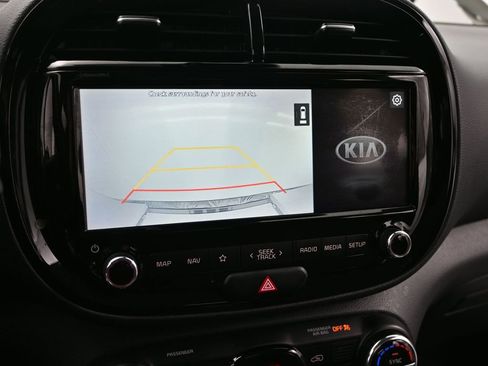 Used 2021 Kia Soul EX image 22