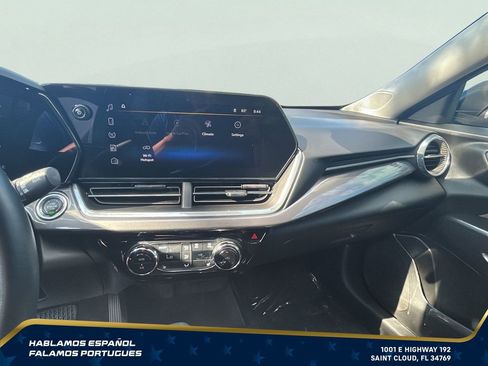 Used 2024 Chevrolet Trax ACTIV w/ Driver Confidence Package FWD image 18