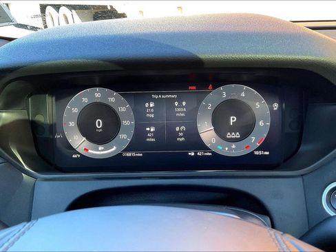 Certified 2026 Land Rover Range Rover Velar S AWD/4WD image 12