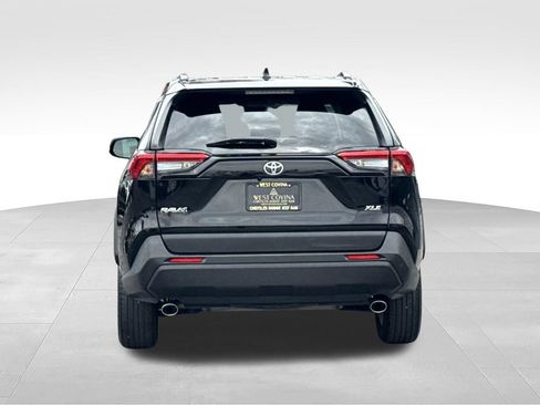 Used 2024 Toyota RAV4 XLE FWD image 9