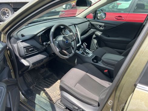 Certified 2025 Subaru Outback Premium AWD/4WD image 10