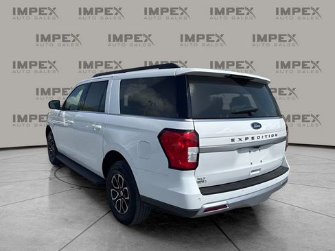 Used 2024 Ford Expedition Max XLT AWD/4WD image 3