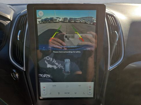 Certified 2024 Ford Edge SEL w/ Convenience Package image 19