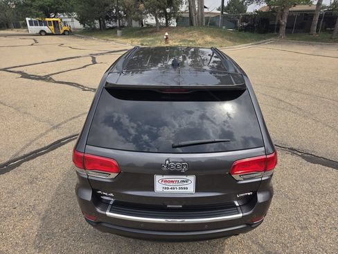 Used 2017 Jeep Grand Cherokee Limited AWD/4WD image 6