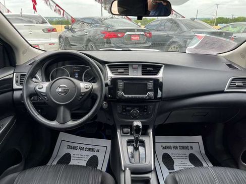 Used 2018 Nissan Sentra SV FWD image 14