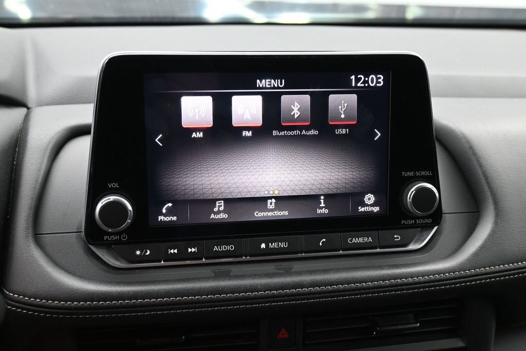 Used 2024 Nissan Rogue S AWD/4WD image 17