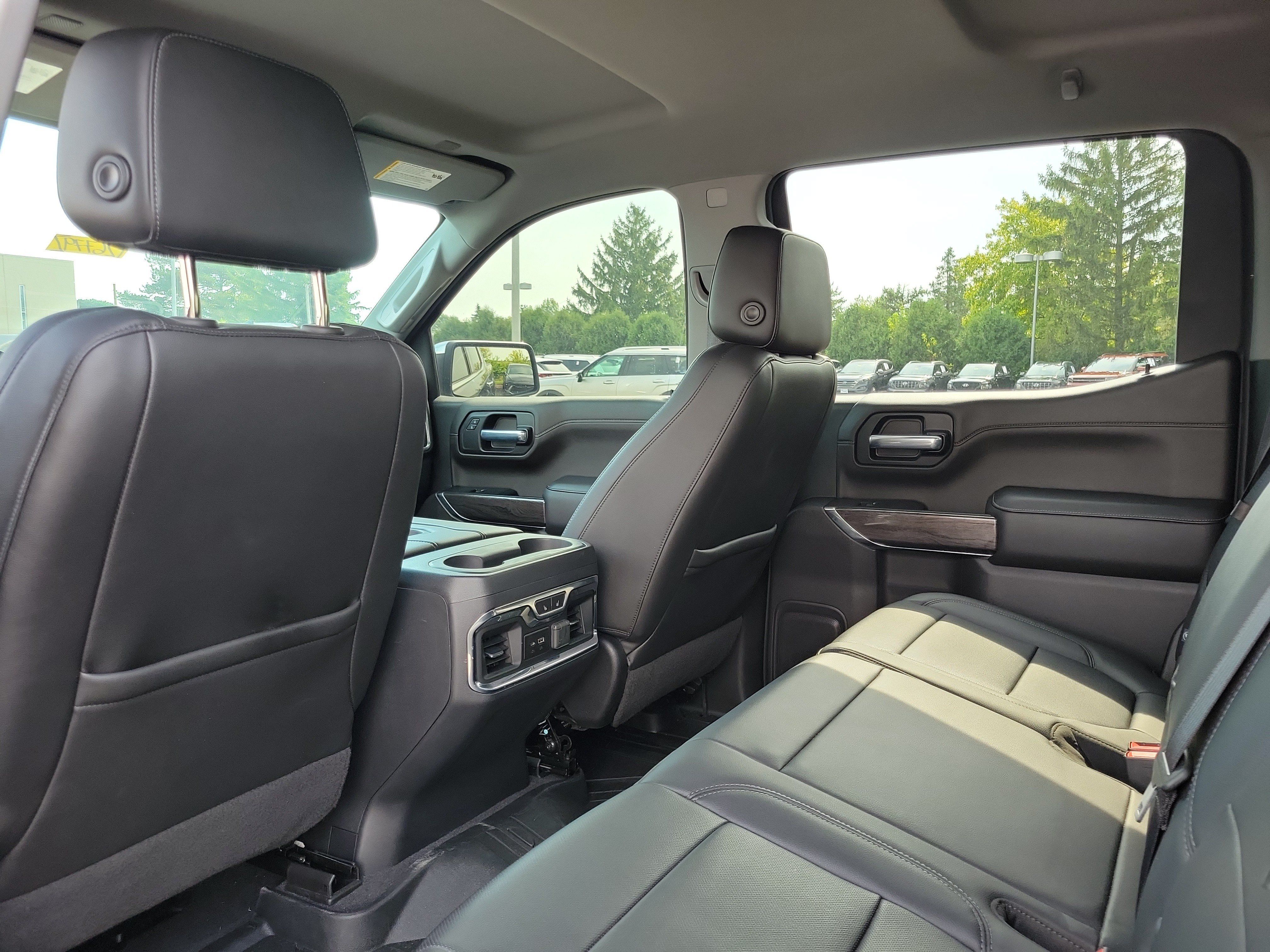 Used 2020 Chevrolet Silverado 1500 LTZ w/ LTZ Plus Package AWD/4WD image 14