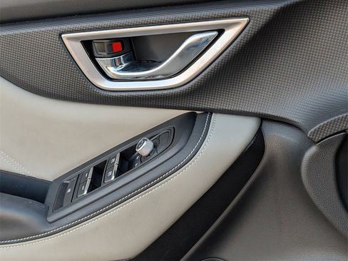 Certified 2024 Subaru Forester Limited image 32