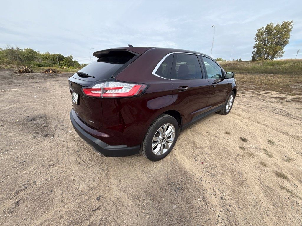 Used 2024 Ford Edge Titanium AWD/4WD image 11