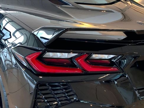 Used 2020 Chevrolet Corvette Stingray Premium Cpe w/ 3LT Preferred Equipment Group RWD image 24