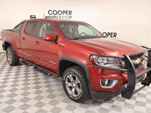 Used 2018 Chevrolet Colorado Z71 w/ LPO, Premium Interior Package AWD/4WD image 1