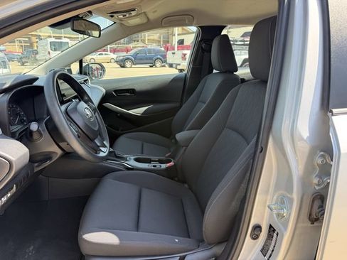 Used 2024 Toyota Corolla LE FWD image 24