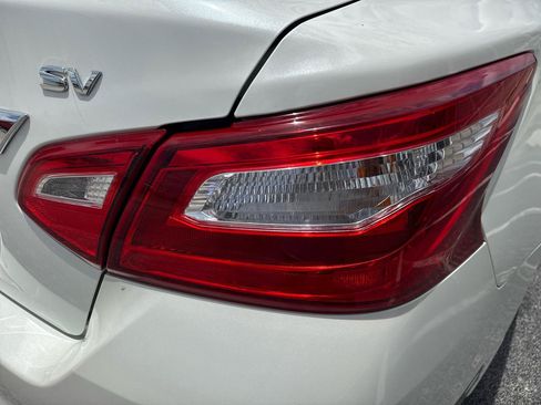 Used 2017 Nissan Altima 2.5 SV FWD image 47