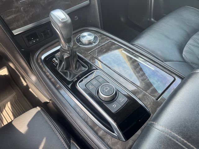 Used 2023 Nissan Armada Platinum w/ Captain's Chairs Package AWD/4WD image 18
