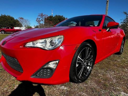 Used 2016 Scion FR-S image 10