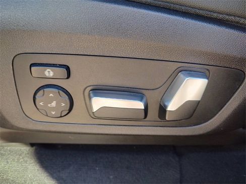 Used 2019 BMW X3 sDrive30i w/ Convenience Package image 32