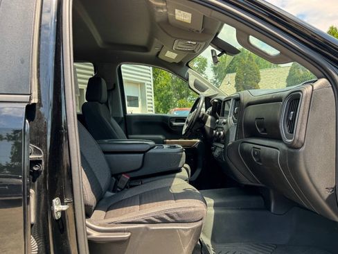 Used 2020 Chevrolet Silverado 1500 LT Trail Boss w/ Convenience Package AWD/4WD image 13
