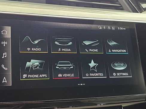 Used 2023 Audi e-tron Chronos w/ Chronos Package image 41