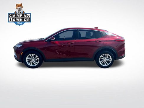 Used 2025 Buick Envista Preferred FWD image 2