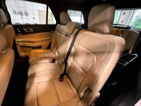Used 2017 Ford Explorer Limited FWD image 20