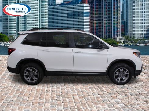 Used 2023 Honda Passport TrailSport image 6