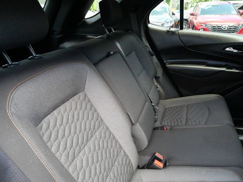 Used 2018 Chevrolet Equinox LT w/ Sun & Infotainment Package AWD/4WD image 24