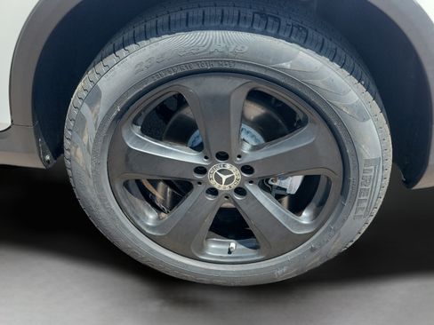 Certified 2020 Mercedes-Benz GLC 300 image 30