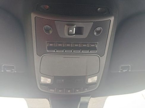 Used 2022 Ford F250 Lariat w/ Lariat Ultimate Package AWD/4WD image 25