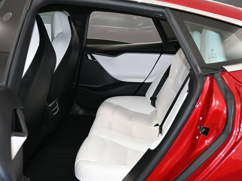 Used 2020 Tesla Model S Performance AWD/4WD image 36