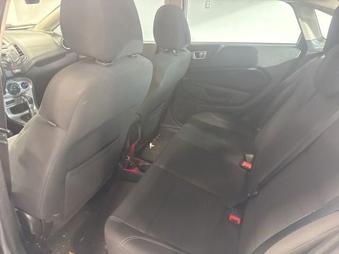 Used 2015 Ford Fiesta SE image 15