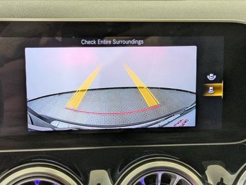 Used 2021 Mercedes-Benz GLA 250 image 32